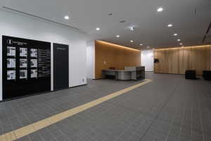 023_エントランスホール_6977